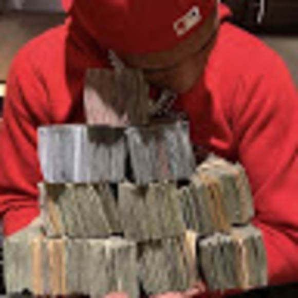 Meet your Posher, Mikanie - Picture 1 of 1